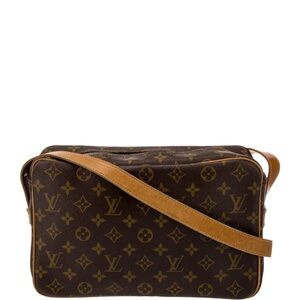 Louis Vuitton Vintage Monogram French Company Sac Bandouliere 30
